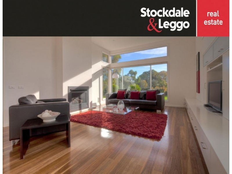 11 Whalers Drive, Port Fairy VIC 3284