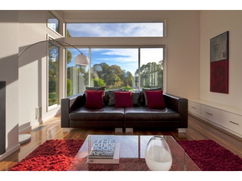 11 Whalers Drive, Port Fairy VIC 3284