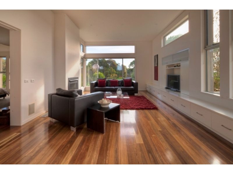 11 Whalers Drive, Port Fairy VIC 3284