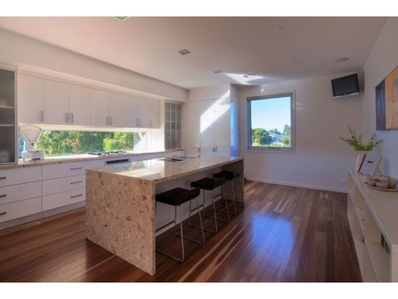 11 Whalers Drive, Port Fairy VIC 3284