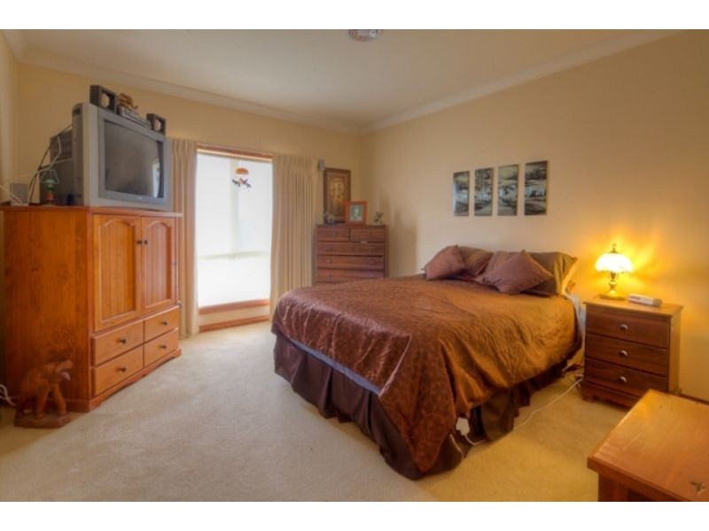 2604 Princes Hwy, Port Fairy VIC 3284