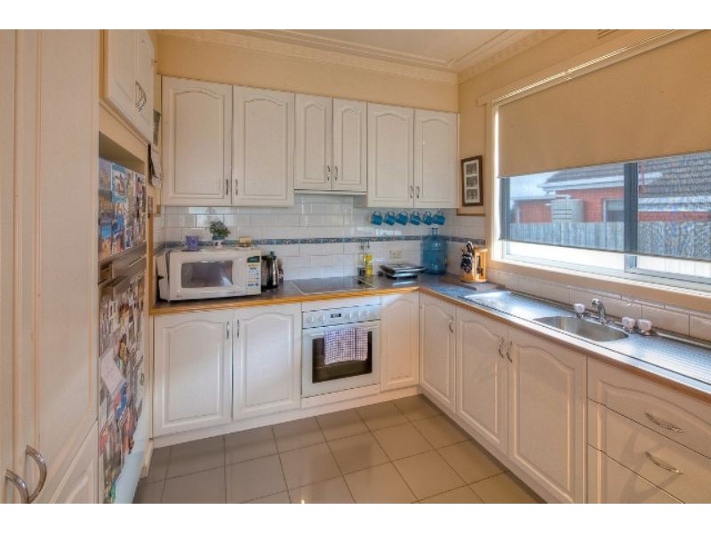 24 College Street, Port Fairy VIC 3284