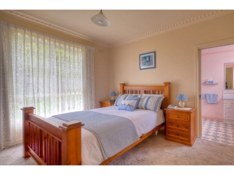 24 College Street, Port Fairy VIC 3284
