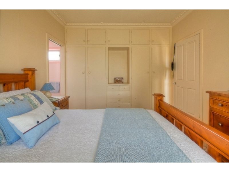 24 College Street, Port Fairy VIC 3284