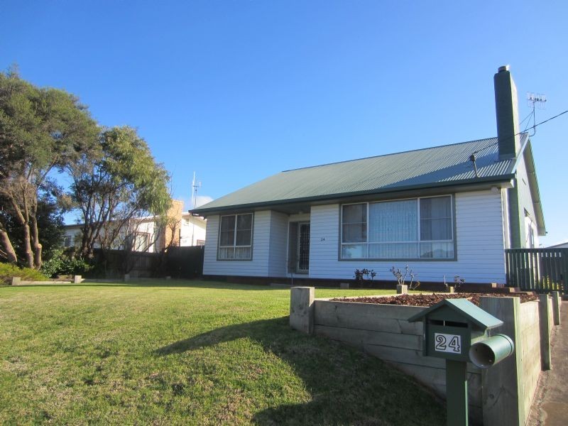 24 College Street, Port Fairy VIC 3284
