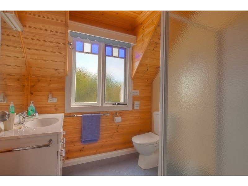 5 Thistle Place, Port Fairy VIC 3284