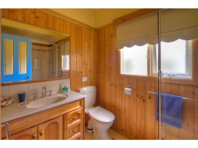 5 Thistle Place, Port Fairy VIC 3284