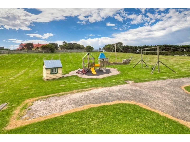 5 Thistle Place, Port Fairy VIC 3284