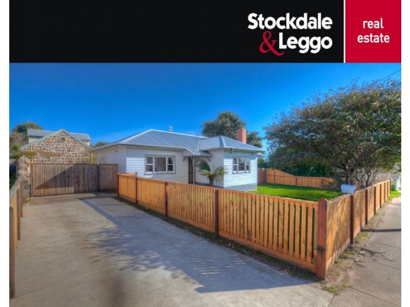 42 Albert Street, Port Fairy VIC 3284