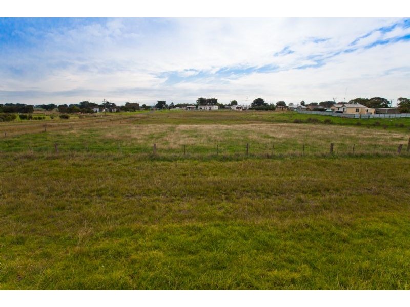 1 Crn of Wriothesley & Chester Street, Yambuk VIC 3285