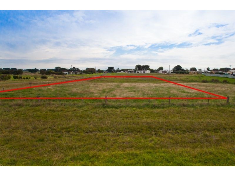 1 Crn of Wriothesley & Chester Street, Yambuk VIC 3285