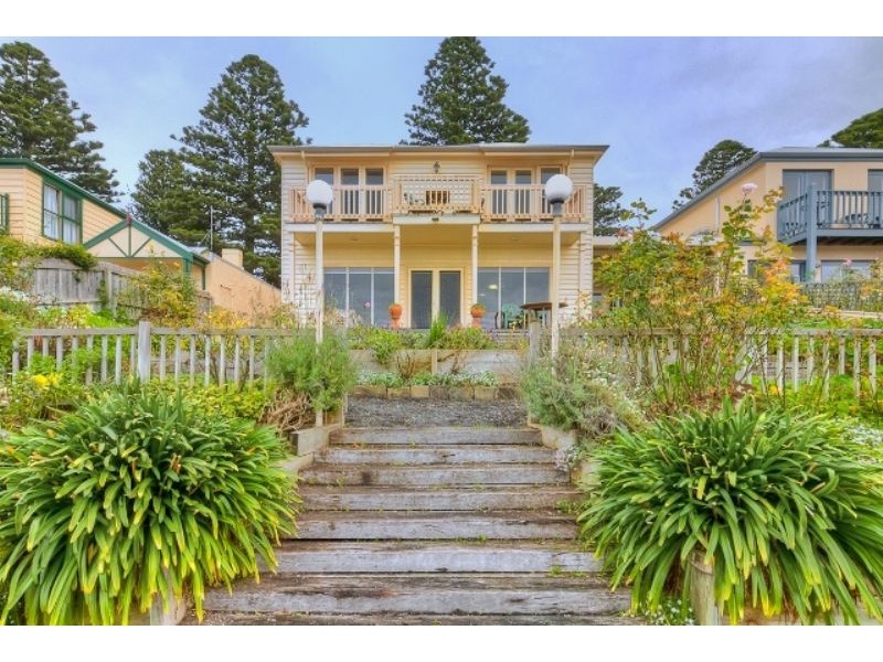 67 Gipps Street, Port Fairy VIC 3284