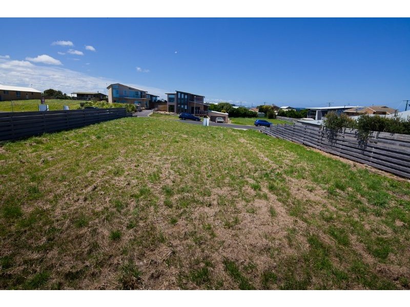 62 Philip Philip Street, Port Fairy VIC 3284