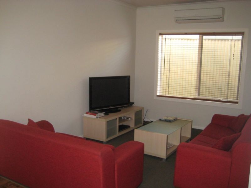 13 Reardon Street, Port Fairy VIC 3284