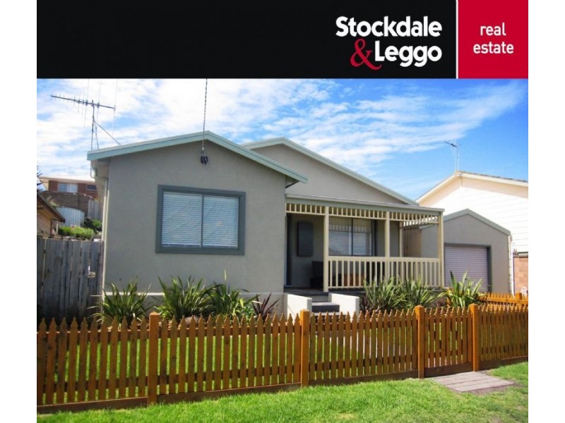 13 Reardon Street, Port Fairy VIC 3284