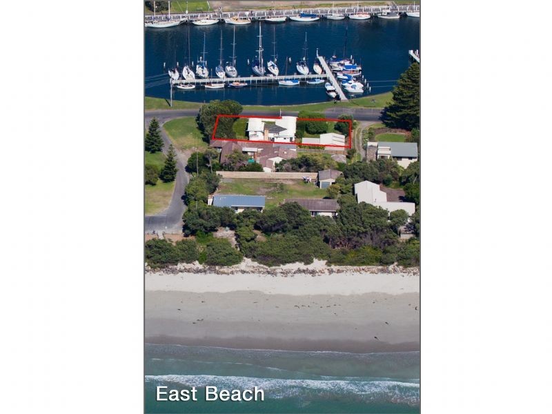 32 Griffiths Street, Port Fairy VIC 3284