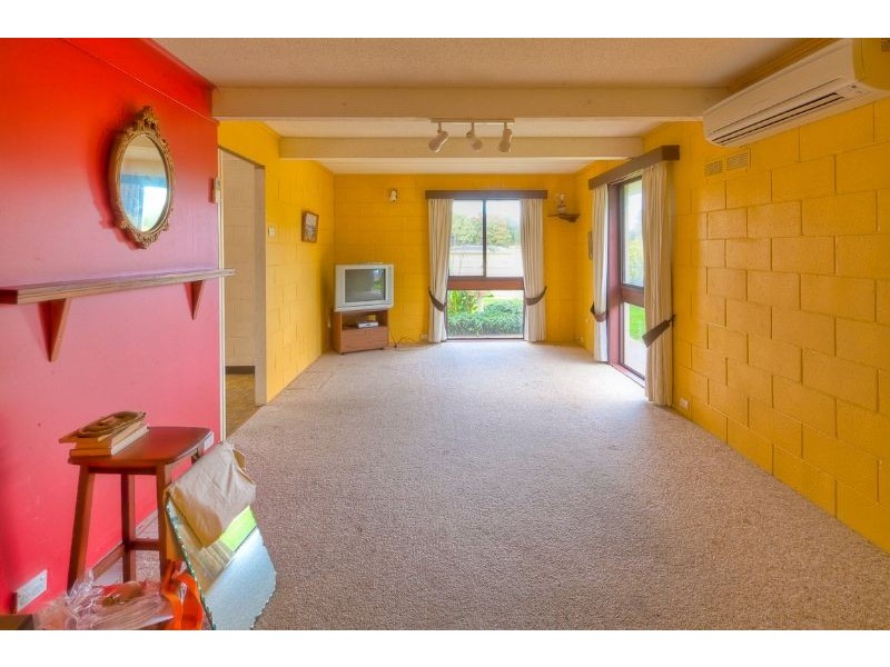 5 Uebergang Street, Port Fairy VIC 3284