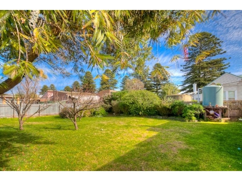 63 Cox Street, Port Fairy VIC 3284