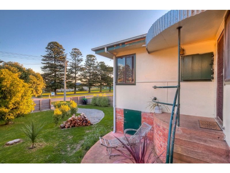 38 Campbell Street, Port Fairy VIC 3284