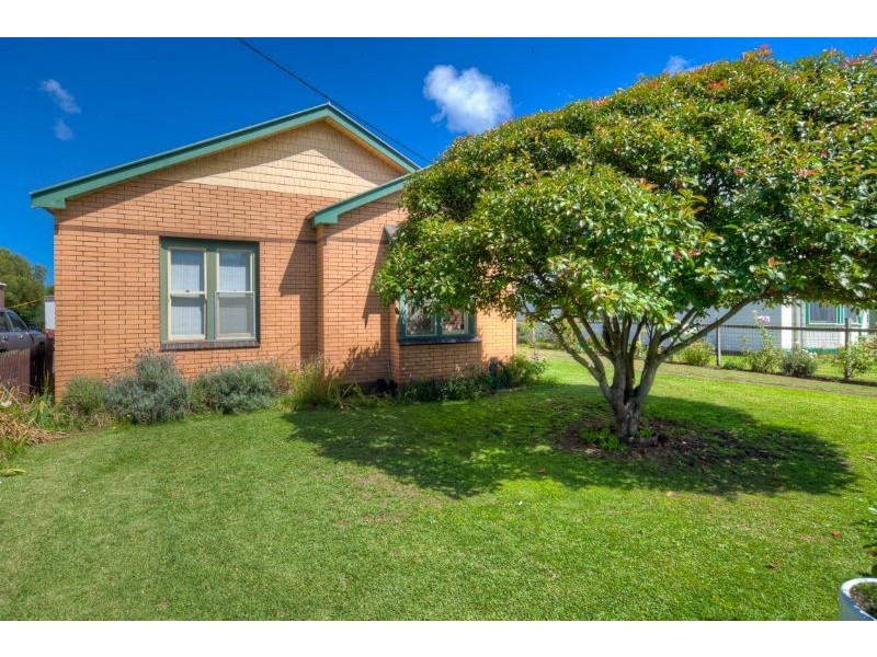 68 Princes Hwy, Port Fairy VIC 3284