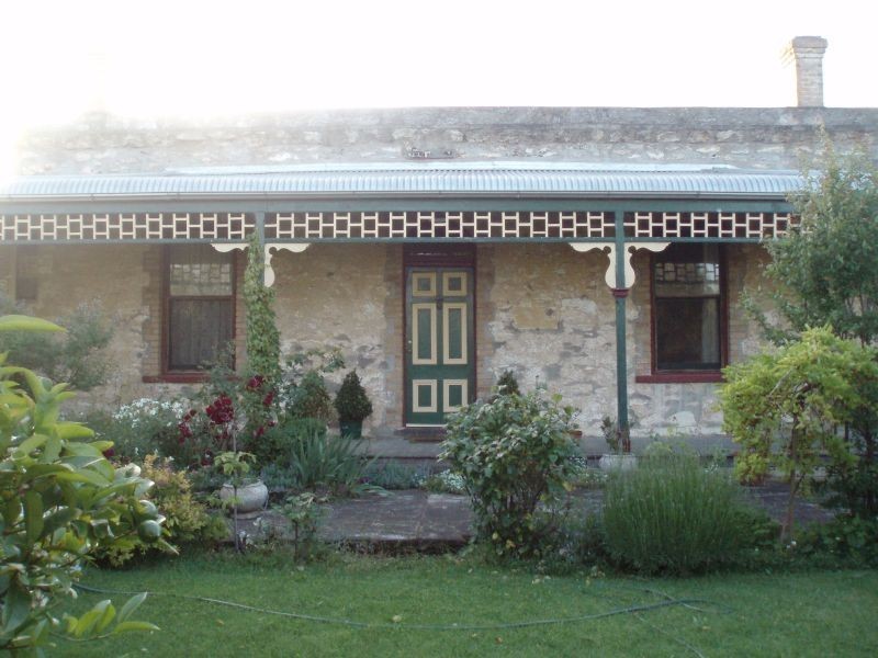 82 Princes Hwy, Port Fairy VIC 3284