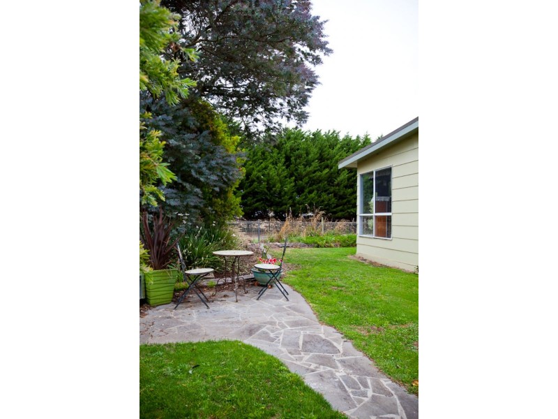 1302 Spencer Road, Toolong VIC 3285