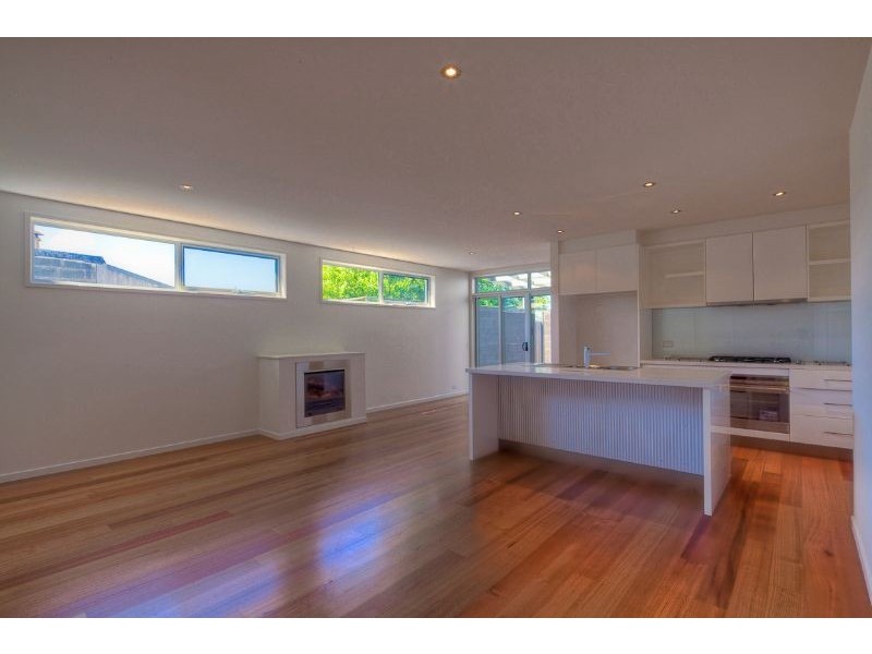 2/39 Sackville Street, Port Fairy VIC 3284
