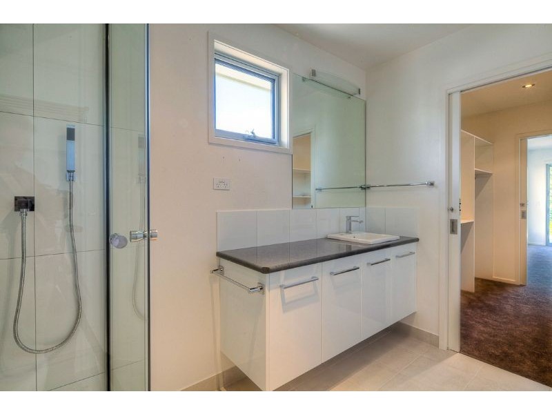 2/39 Sackville Street, Port Fairy VIC 3284
