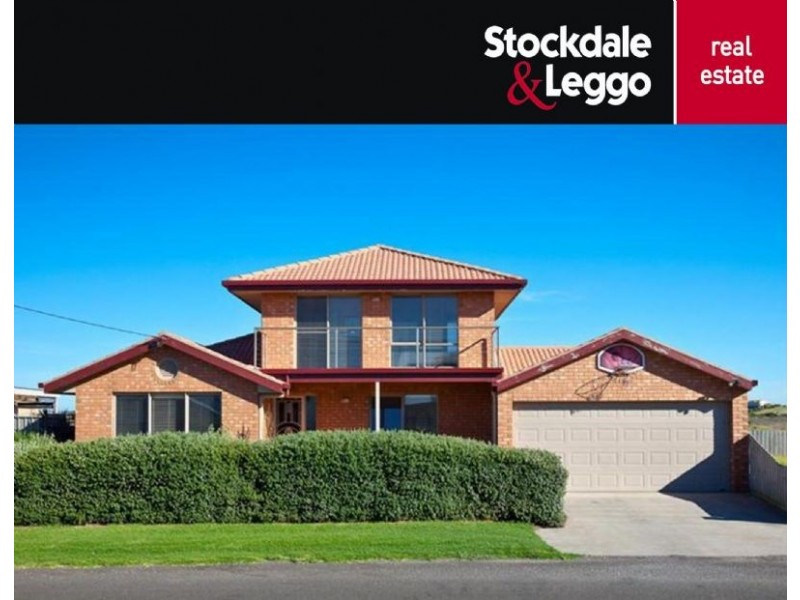 16 Anna-Catherine Drive, Port Fairy VIC 3284