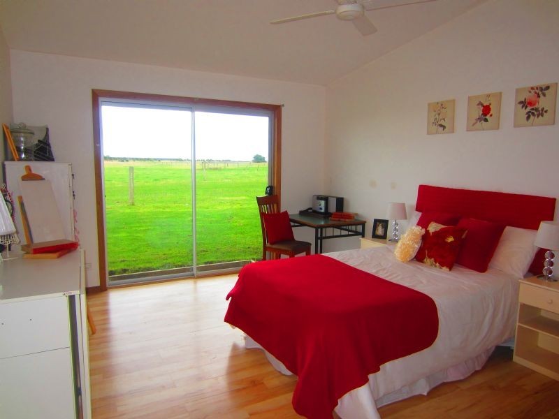 Lot 4 Snapper Point Rd, Narrawong VIC 3285