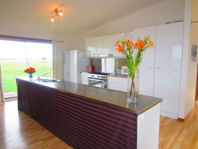 Lot 4 Snapper Point Rd, Narrawong VIC 3285