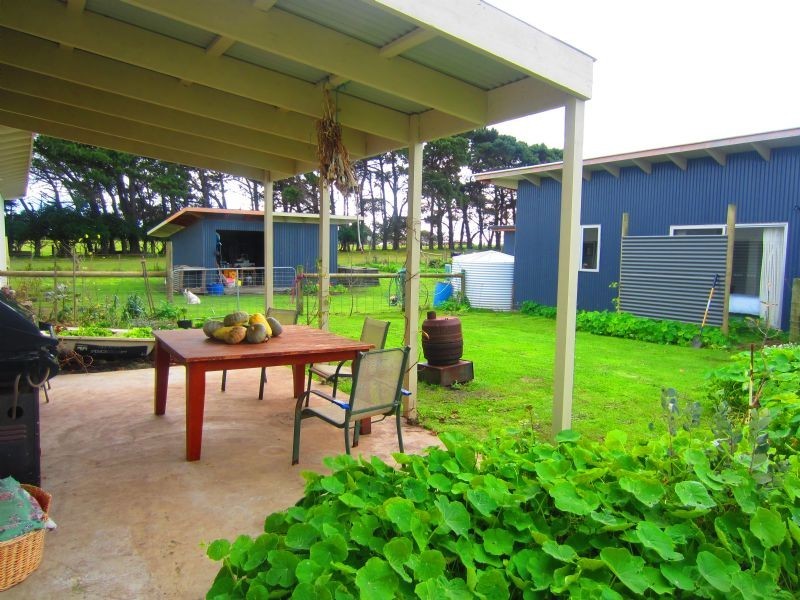 Lot 4 Snapper Point Rd, Narrawong VIC 3285