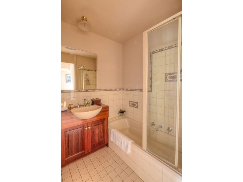 1/69 Gipps Street, Port Fairy VIC 3284