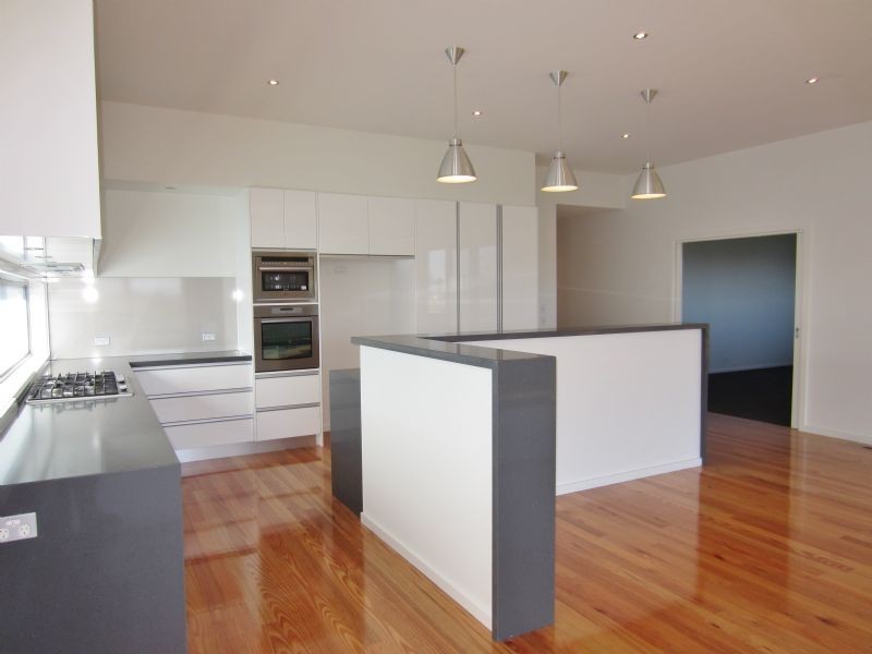 5 Mariner Court, Port Fairy VIC 3284