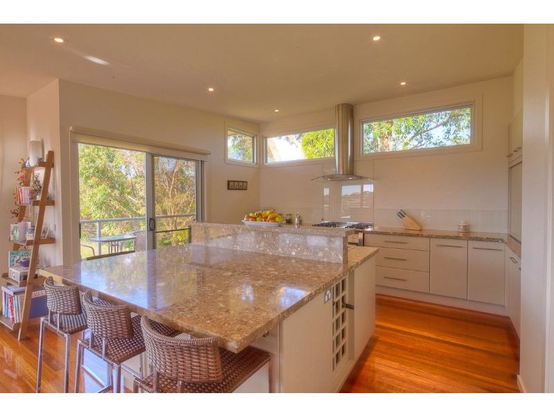 12 Whalers Drive, Port Fairy VIC 3284