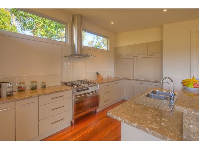 12 Whalers Drive, Port Fairy VIC 3284