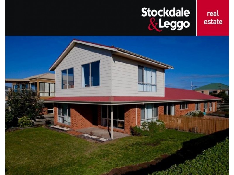 98 Ocean Drive, Port Fairy VIC 3284