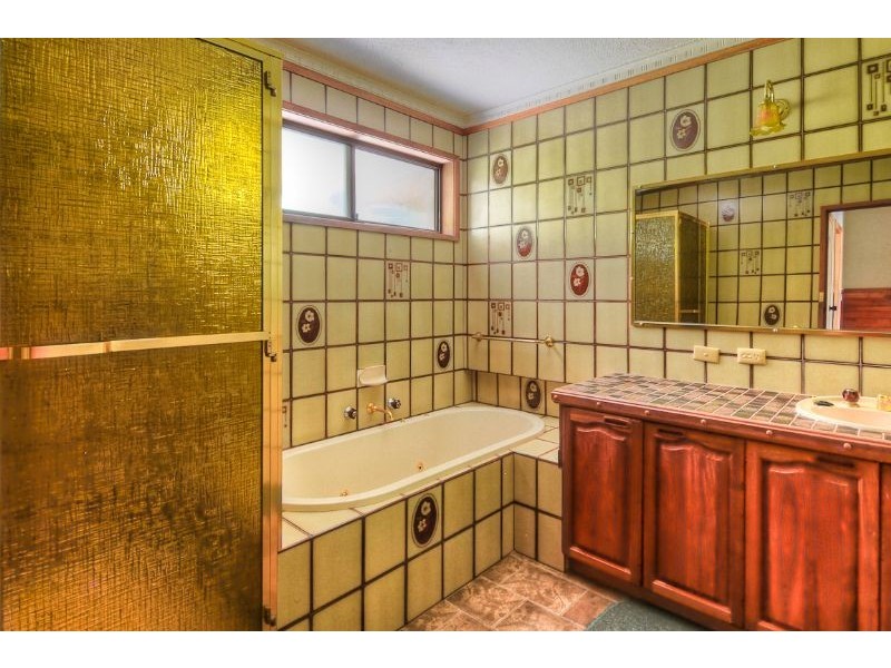 111-113 Princes Hwy, Port Fairy VIC 3284