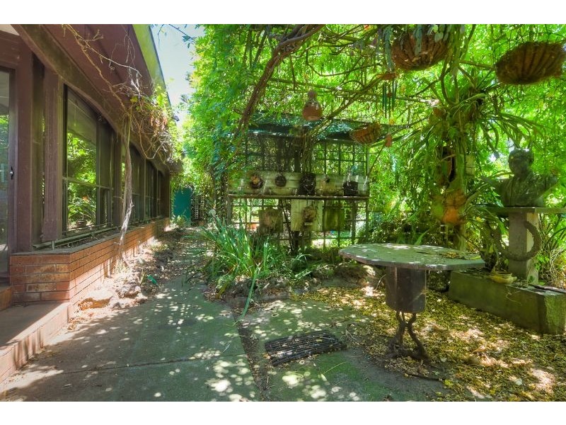 111-113 Princes Hwy, Port Fairy VIC 3284