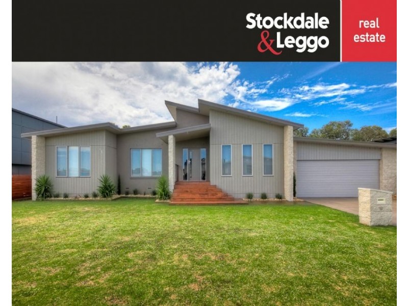 9 Mariner Court, Port Fairy VIC 3284