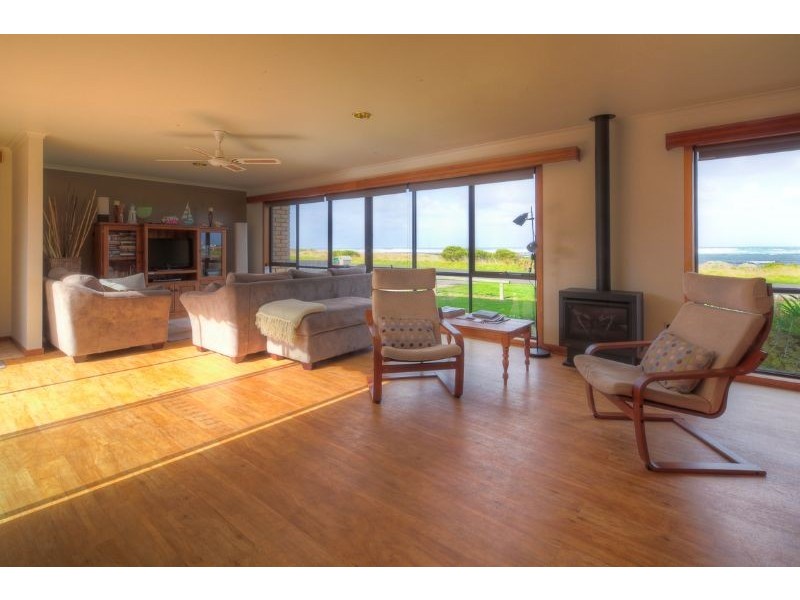 40 Ocean Drive, Port Fairy VIC 3284