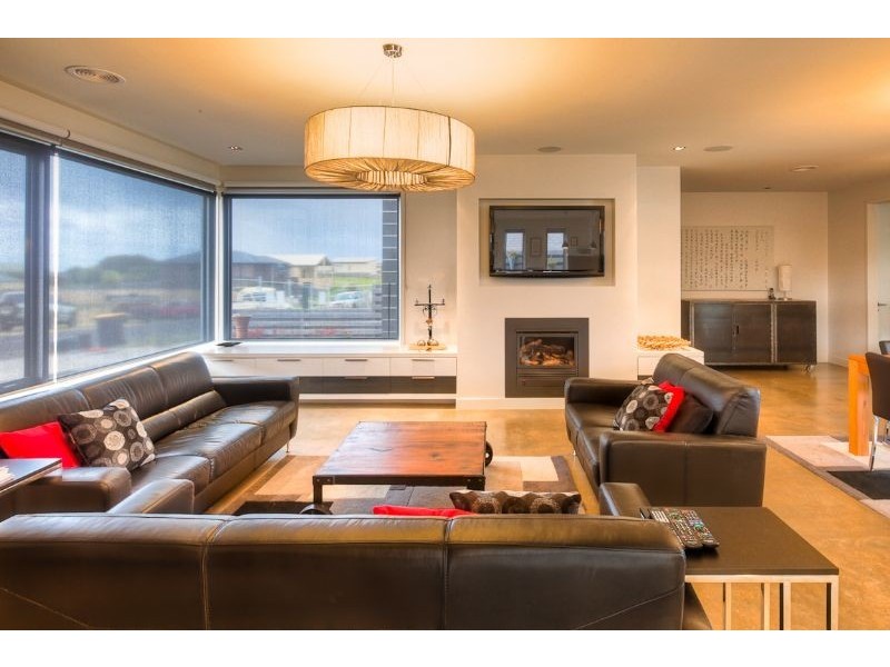 48 Philip St, Port Fairy VIC 3284