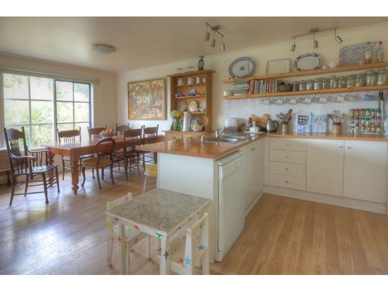 6 Whalers Drive, Port Fairy VIC 3284