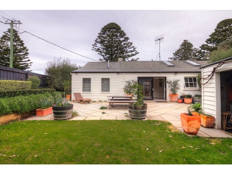 38 Regent Street, Port Fairy VIC 3284