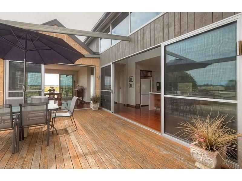 15 Manifold Street, Port Fairy VIC 3284
