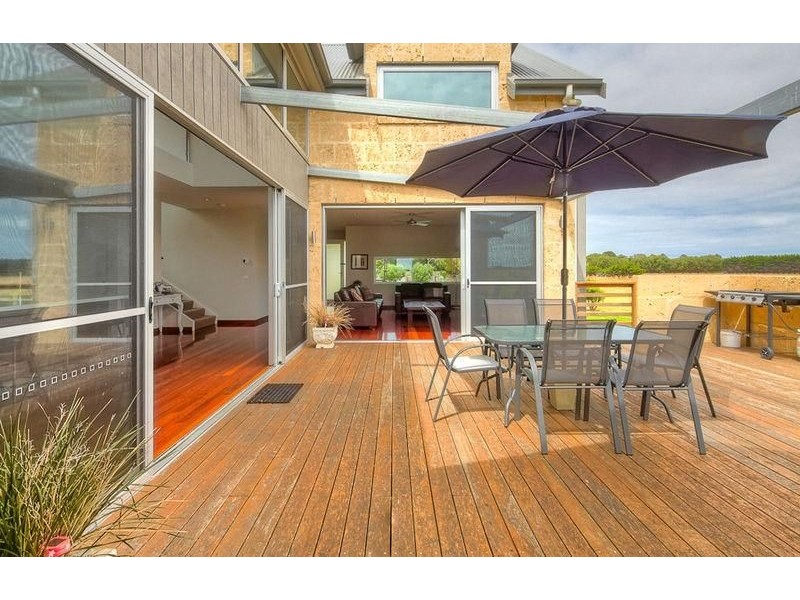 15 Manifold Street, Port Fairy VIC 3284