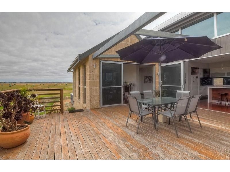 15 Manifold Street, Port Fairy VIC 3284