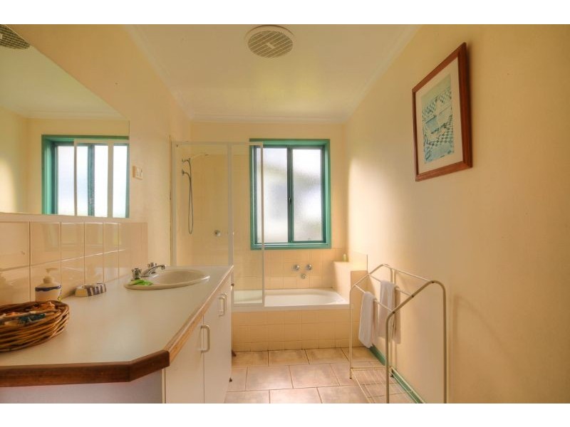 2 Crowe Street, Port Fairy VIC 3284