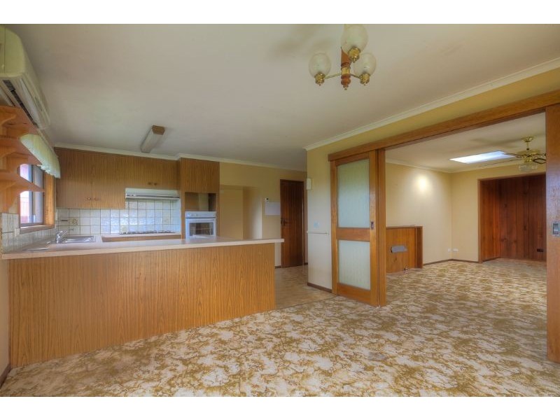235 Princes Hwy, Port Fairy VIC 3284