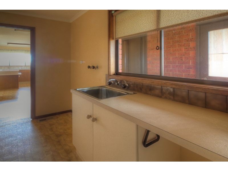 235 Princes Hwy, Port Fairy VIC 3284